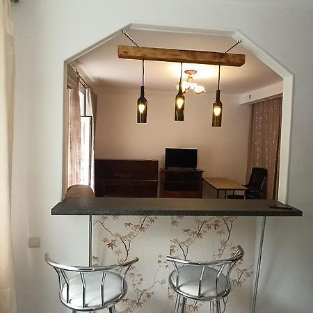 Apartments On Sayat-Nova 14 Ереван Екстериор снимка