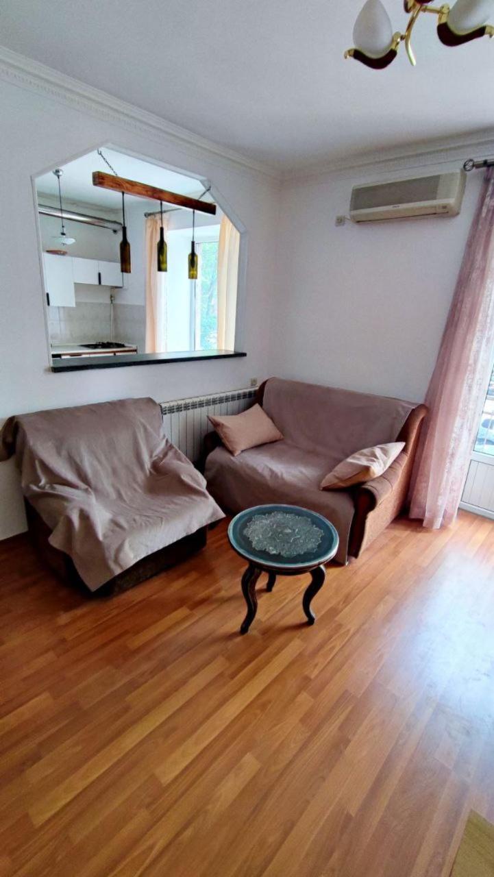 Apartments On Sayat-Nova 14 Ереван Екстериор снимка